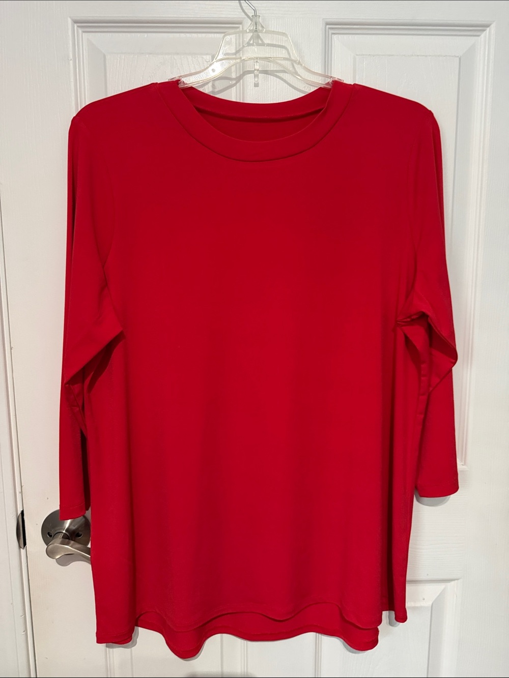 Susan Graver Bright Red Long Sleeve Crewneck Top. Size XL.